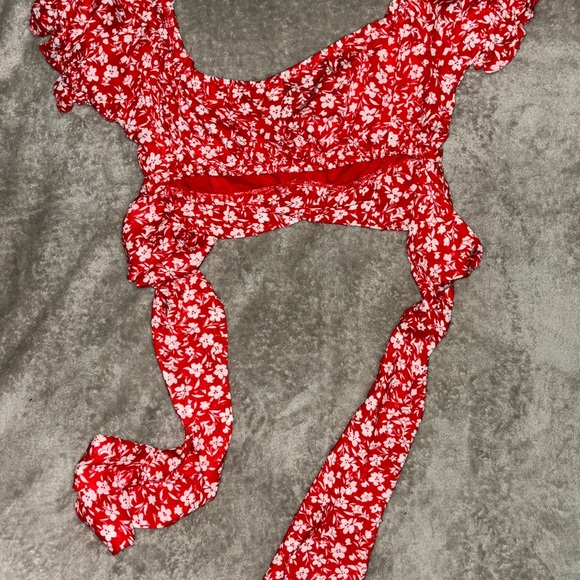 Top with wrap ties, by The Pants Store. size-small - Picture 5 of 10